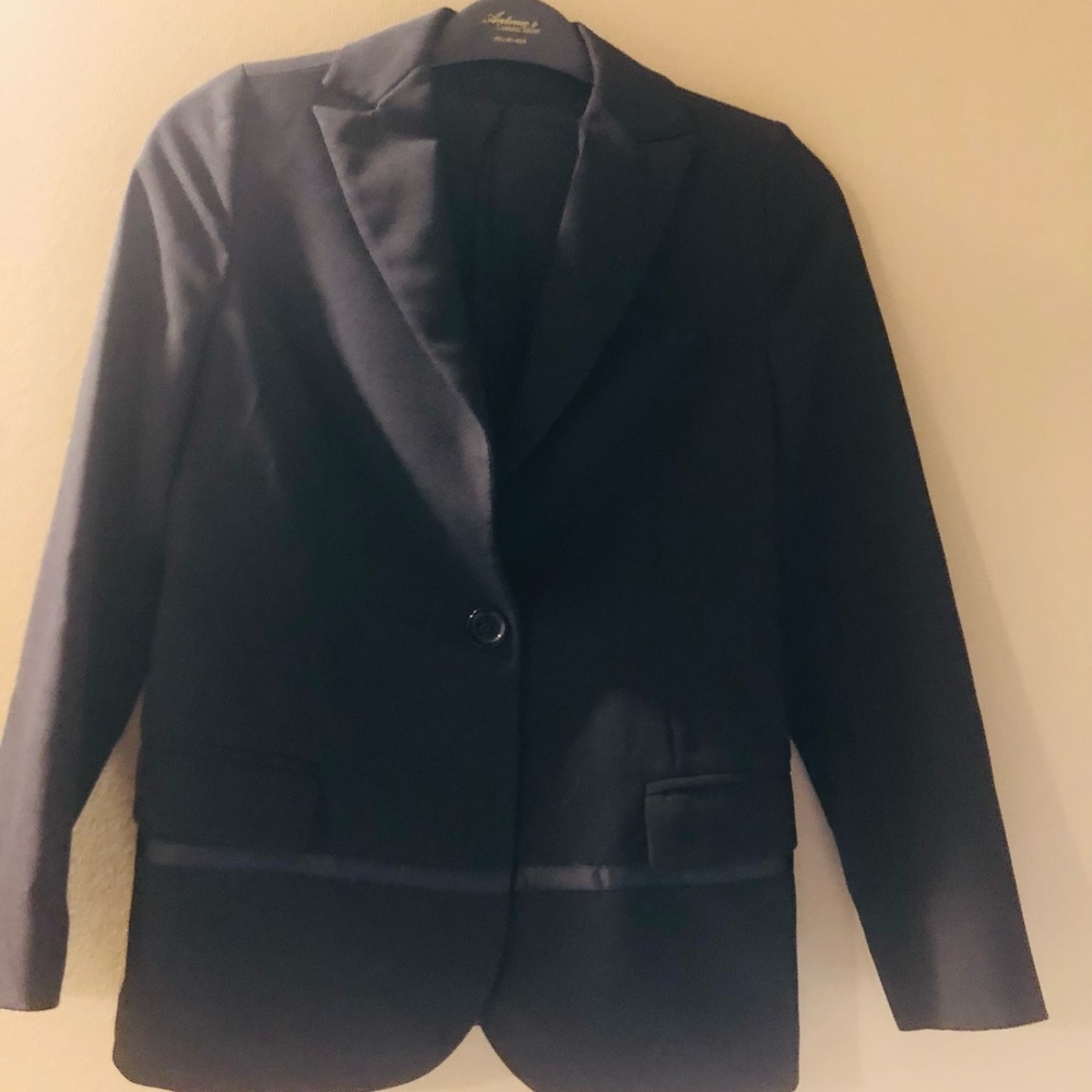 Black Blazer - image 3
